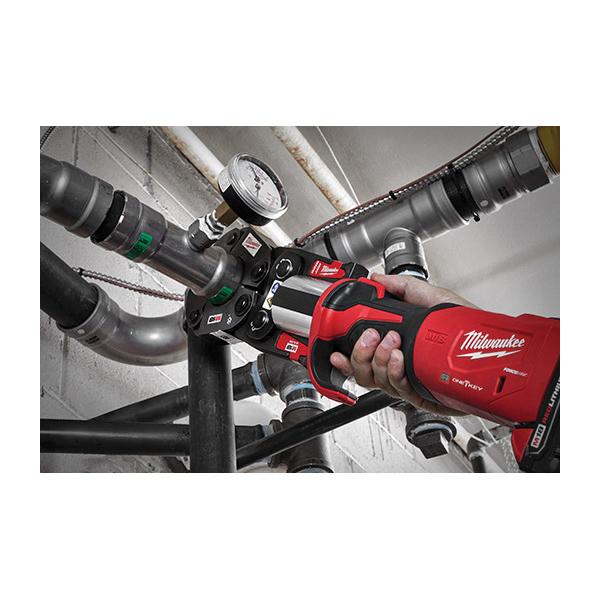 Milwaukee® 2922-22 M18™ FORCE LOGIC™ Press Tool With ONE-KEY™ 1/2 to 2 in CTS Jaws, 1/2 to 4 in Capacity, 18 V, Li-Ion Battery