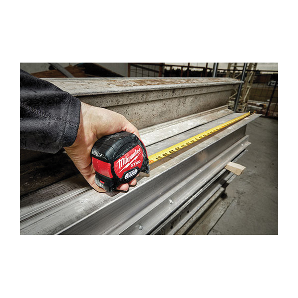 Milwaukee® STUD™ 48-22-9725M Magnetic Measuring Tape With Belt Clip, 25 ft L x 1-5/16 in W Blade, Steel Blade, 1/16 in, 1/8 in Graduation